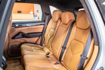 Porsche Cayenne Turbo s 4.8L Petrol 2015 Model Year