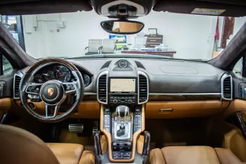Porsche Cayenne Turbo s 4.8L Petrol 2015 Model Year