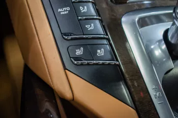Porsche Cayenne Turbo s 4.8L Petrol 2015 Model Year