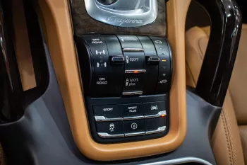 Porsche Cayenne Turbo s 4.8L Petrol 2015 Model Year