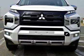 MITSUBISHI XPANDER CROSS 2024 MODEL YEAR 1.5L WHITE COLOR