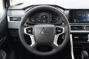 MITSUBISHI XPANDER CROSS 2024 MODEL YEAR 1.5L WHITE COLOR