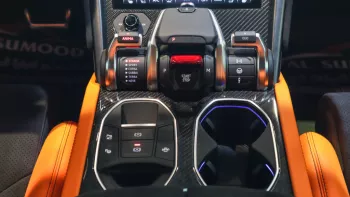 LAMBORGHINI URUS 2021 ORANGE COLOR  FULL OPTION 