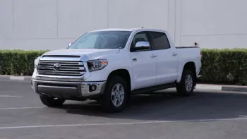toyota tundra 2021 v8
