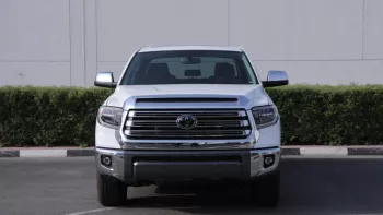 toyota tundra 2021 v8