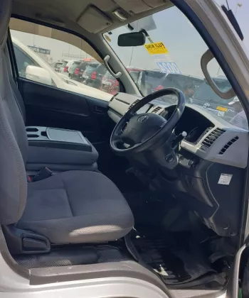 TOYOTA HIACE VAN 3.0 CC 2013 MODEL YEAR AUTOMATIC DIESEL (RHD)