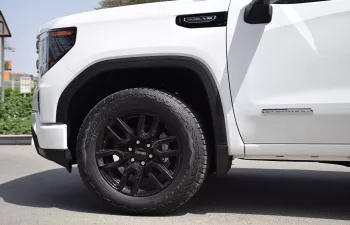 GMC SIERRA 5.3L PETROL V8 2024 MODEL YEAR