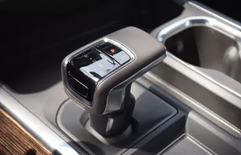 GMC SIERRA 5.3L PETROL V8 2024 MODEL YEAR