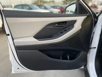 HYUNDAI CRETA 1.5L FULL OPTION 2023 MODEL YEAR WHITE COLOR