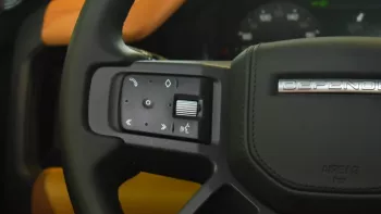 Land Rover DEFENDER X 2023