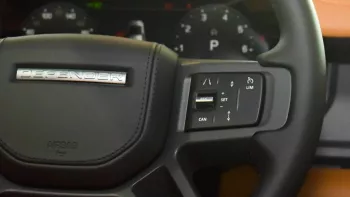 Land Rover DEFENDER X 2023