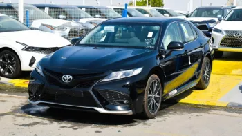 Toyota CAMRY V4 SE 2022