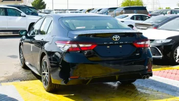 Toyota CAMRY V4 SE 2022