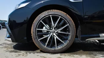 Toyota CAMRY V4 SE 2022