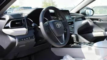 Toyota CAMRY V4 SE 2022