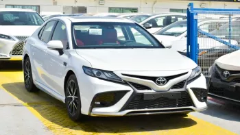 Toyota CAMRY SE V6 2022