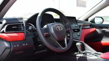 Toyota CAMRY SE V6 2022