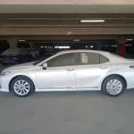 Toyota Camry GLE 2.5L Petrol 2024 Model Year White Color - Thumbnail 3