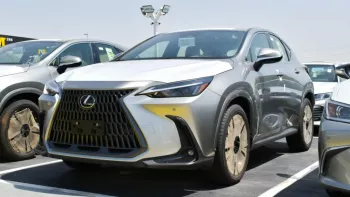 Lexus NX 350 HYBRID 2022 V4