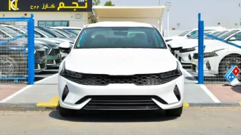 Kia K5 FWD 2022 V4