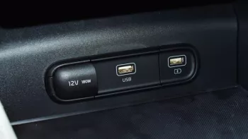 Kia K5 FWD 2022 V4