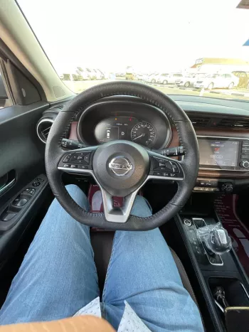 Nissan Kicks Full option 1.6 V4 GCC Specs 2022 Model Year Gray Color