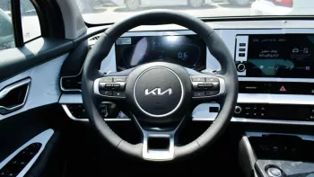 Kia Sportage FWD 2022 V4