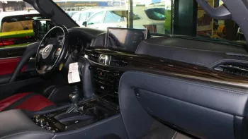 Lexus LX570 S 4WD 2020