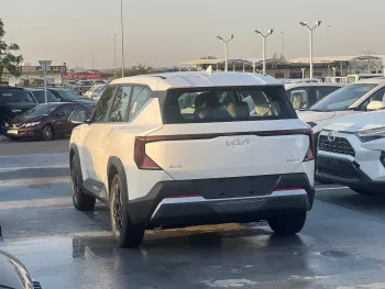 KIA EV5 530KM RANGE ELECTRIC 2024 MODEL YEAR WHITE COLOR EXTERIOR