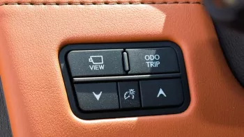 Lexus LX 600 V6 2022 4WD