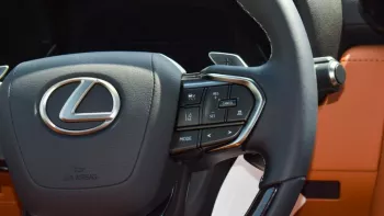 Lexus LX 600 V6 2022 4WD