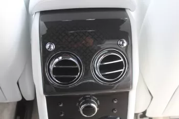 ROLLS ROYCE CULLINAN 2024 MODEL YEAR BLACK COLOR EXTERIOR WHITE INTERIOR