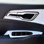 Kia Sportage 2022 FWD - Thumbnail 6