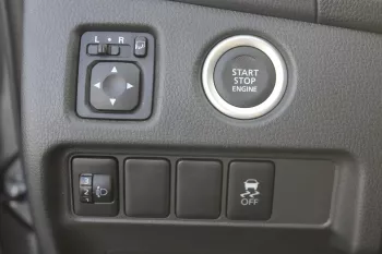 MITSUBISHI L200 SPORTERO 2.4 DIESEL 4WD 2023 MODEL YEAR BLACK COLOR