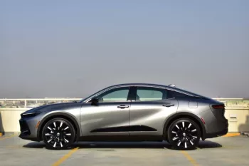 TOYOTA CROWN PLATINUM HYBRIDMAX 2.4L 2023 MODEL YEAR