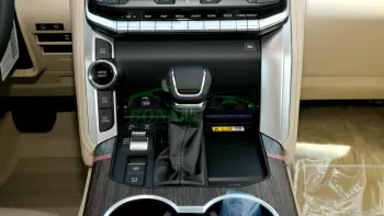 Toyota Land Cruiser TLC 300 VX 2024 Model Year White Color