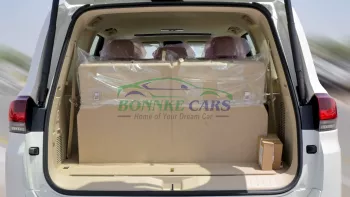 Toyota Land Cruiser TLC 300 VX 2024 Model Year White Color