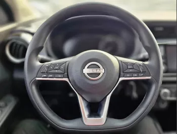Nissan Kicks 1.6L FWD 2024 Model Year Gray Color Exterior