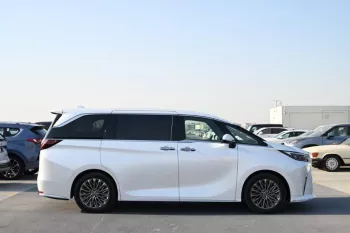 LEXUS LM350 HYBRID 2.5L E-CVT AWD 2024 MODEL YEAR