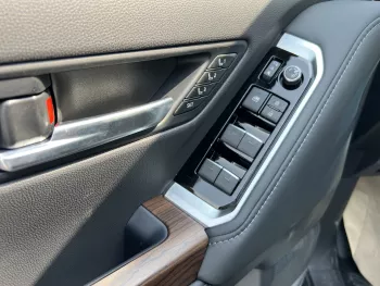 Toyota Land Cruiser 3.5L VX+ European Specification 2024 Model Year