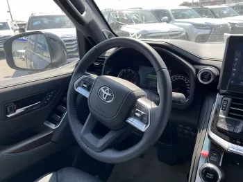 Toyota Land Cruiser 3.5L VX+ European Specification 2024 Model Year