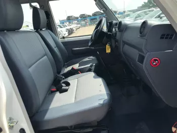 TOYOTA LAND CRUISER 79 4.2L DIESEL DOUBLE CAB 2024 MODEL YEAR
