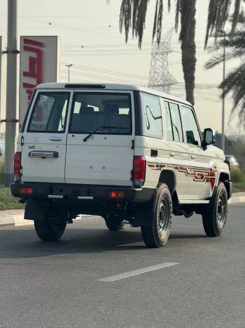 TOYOTA LANDCRUISER 76 4.0L V6 PETROL GRADE E MANUAL 2024 MODEL YEAR
