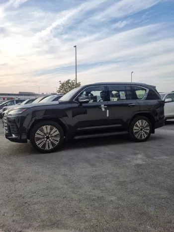 LEXUS LX600 SIGNATURE 2024 MODEL YEAR BLACK COLOR