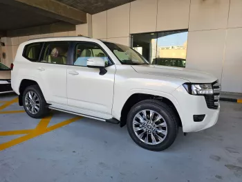 Toyota Land Cruiser 4.0 GXR 2024 Model Year White Color