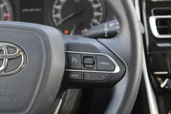 TOYOTA INNOVA 2.0L PETROL MID OPTION 2024 MODEL YEAR
