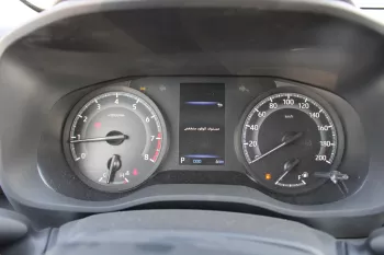 TOYOTA INNOVA 2.0L PETROL MID OPTION 2024 MODEL YEAR