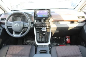 TOYOTA INNOVA 2.0L PETROL MID OPTION 2024 MODEL YEAR