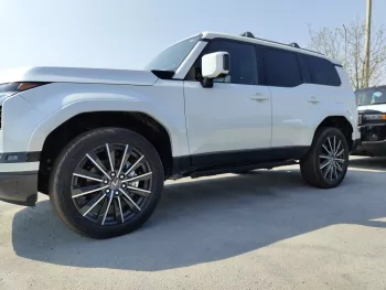 LEXUS GX 550 LUXURY 2024 MODEL YEAR WHITE COLOR