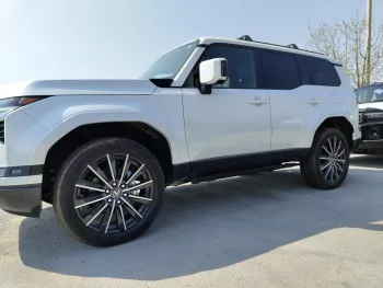 LEXUS GX 550 LUXURY 2024 MODEL YEAR WHITE COLOR